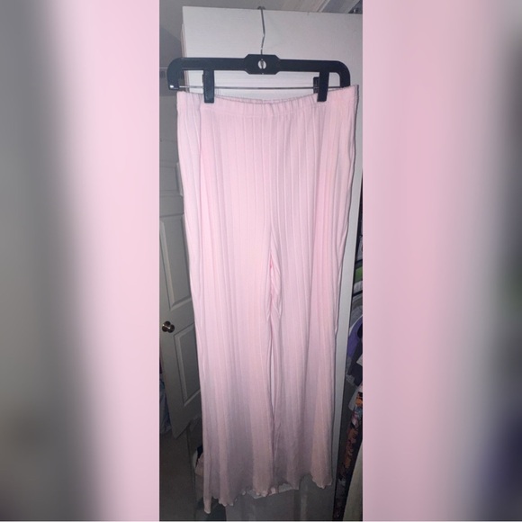 Pink Ribbed Lounge Set - Picture 2 of 4